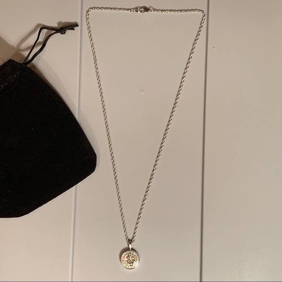 New Swarovski Birthstone Necklace May Emerald - Picture 3 of 6